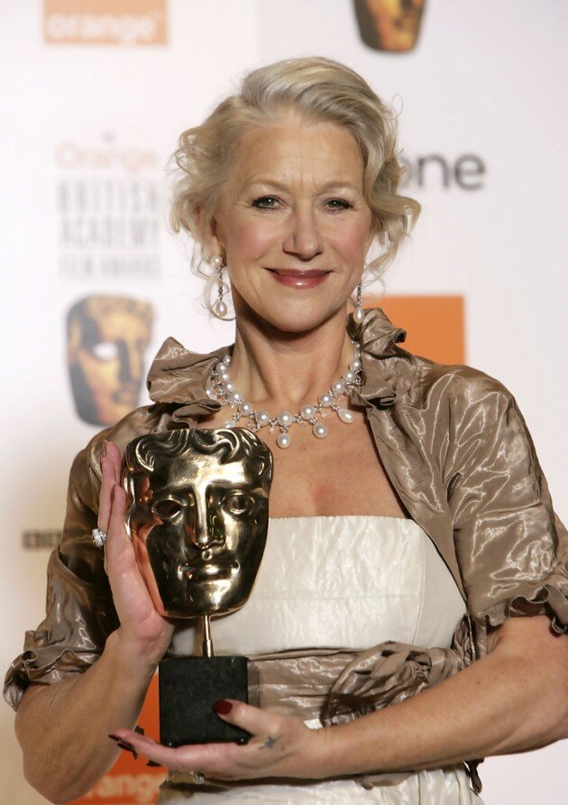 Helen+Mirren+Awards+Room+Orange+British+Academy+9l_KGAePHetx