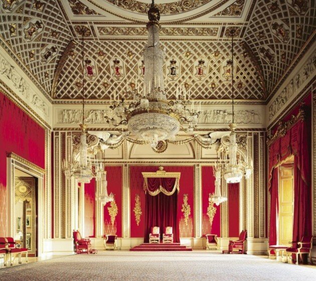 Букингемский-дворец-тронный-зал