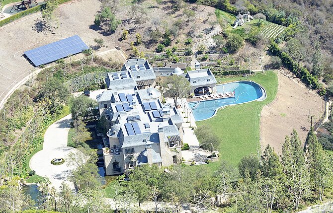 Tom Brady and Gisele Bundchen selling LA mansion for $50 million after four years building it